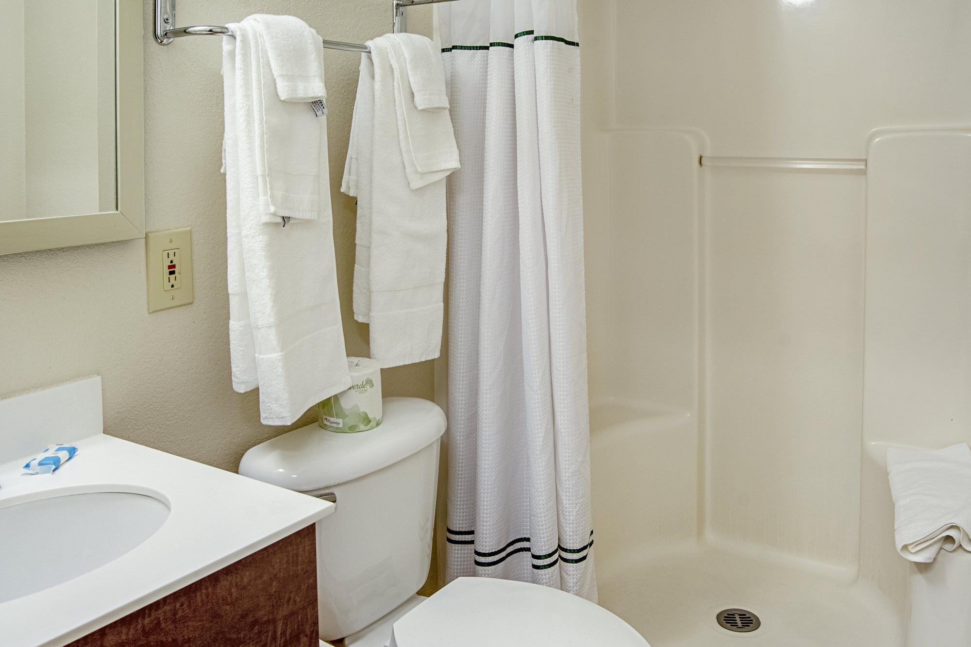 Hometowne By Red Roof Salem, Or Motel 2*